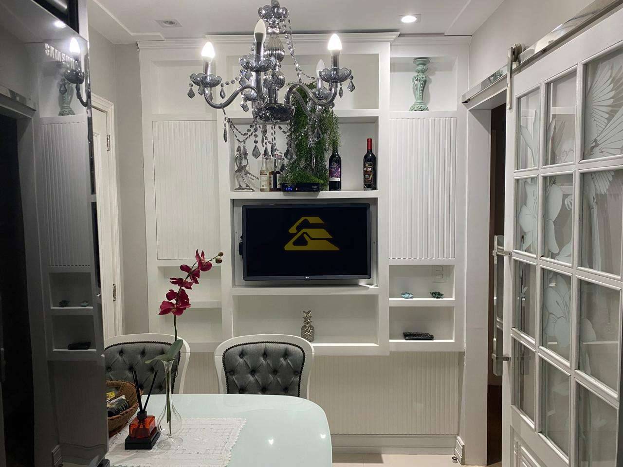 Apartamento à venda com 2 quartos, 68m² - Foto 3