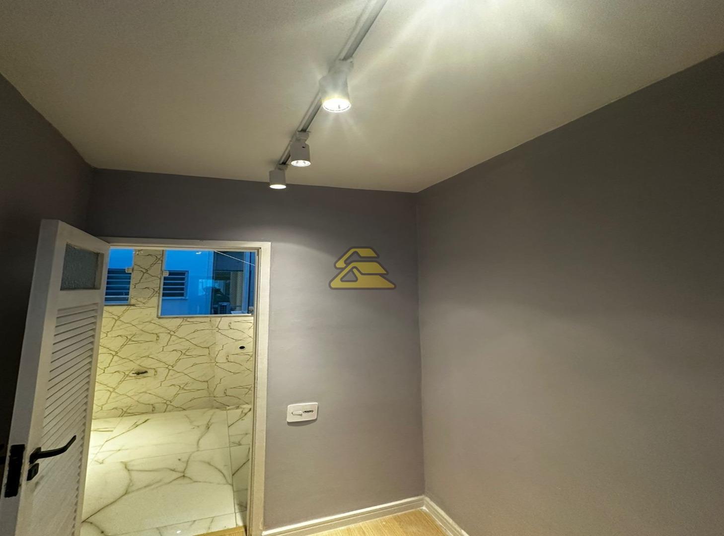 Apartamento à venda com 2 quartos, 70m² - Foto 17