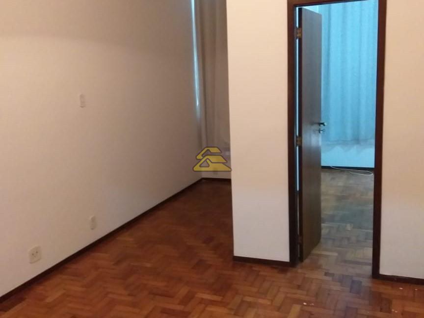 Apartamento à venda com 2 quartos, 71m² - Foto 3