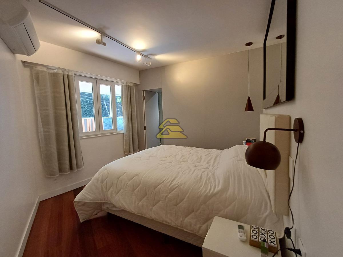 Apartamento à venda com 3 quartos, 151m² - Foto 9