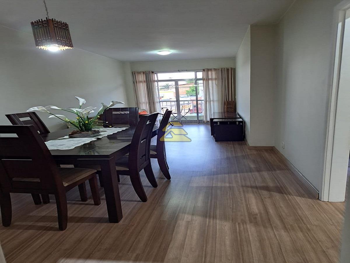 Apartamento à venda com 2 quartos, 94m² - Foto 2