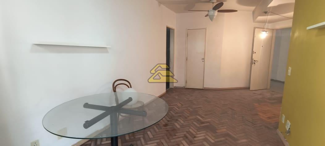 Apartamento à venda com 2 quartos, 74m² - Foto 3