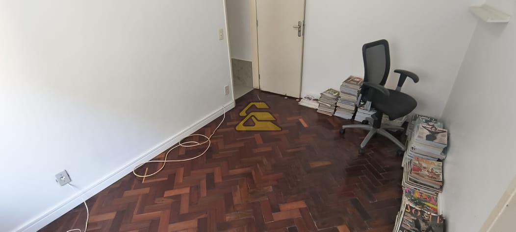 Apartamento à venda com 2 quartos, 74m² - Foto 10