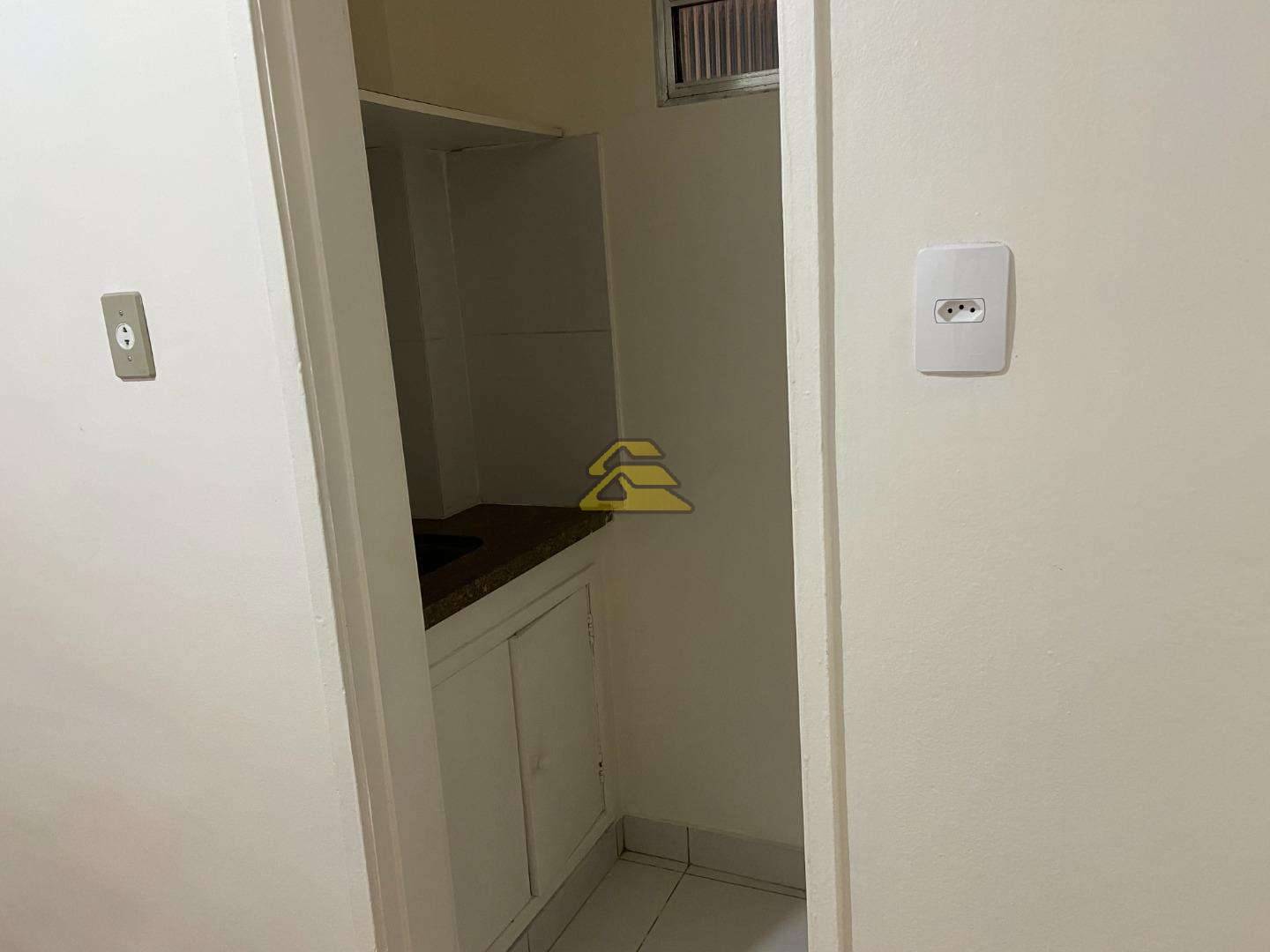 Apartamento à venda com 2 quartos, 50m² - Foto 25