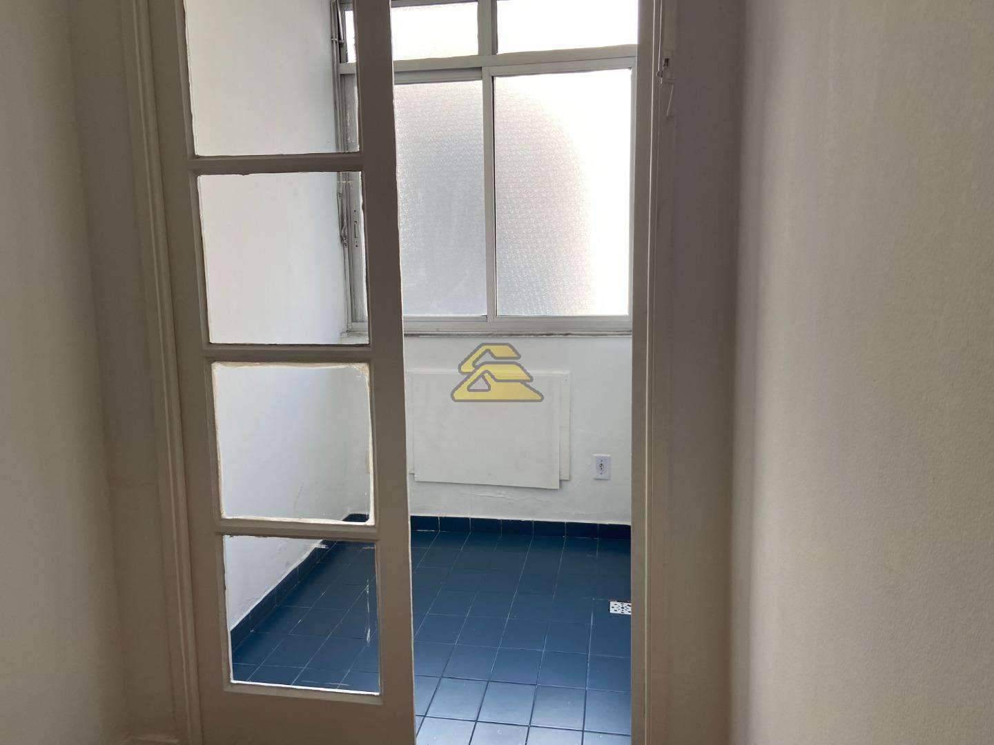 Apartamento à venda com 2 quartos, 50m² - Foto 19