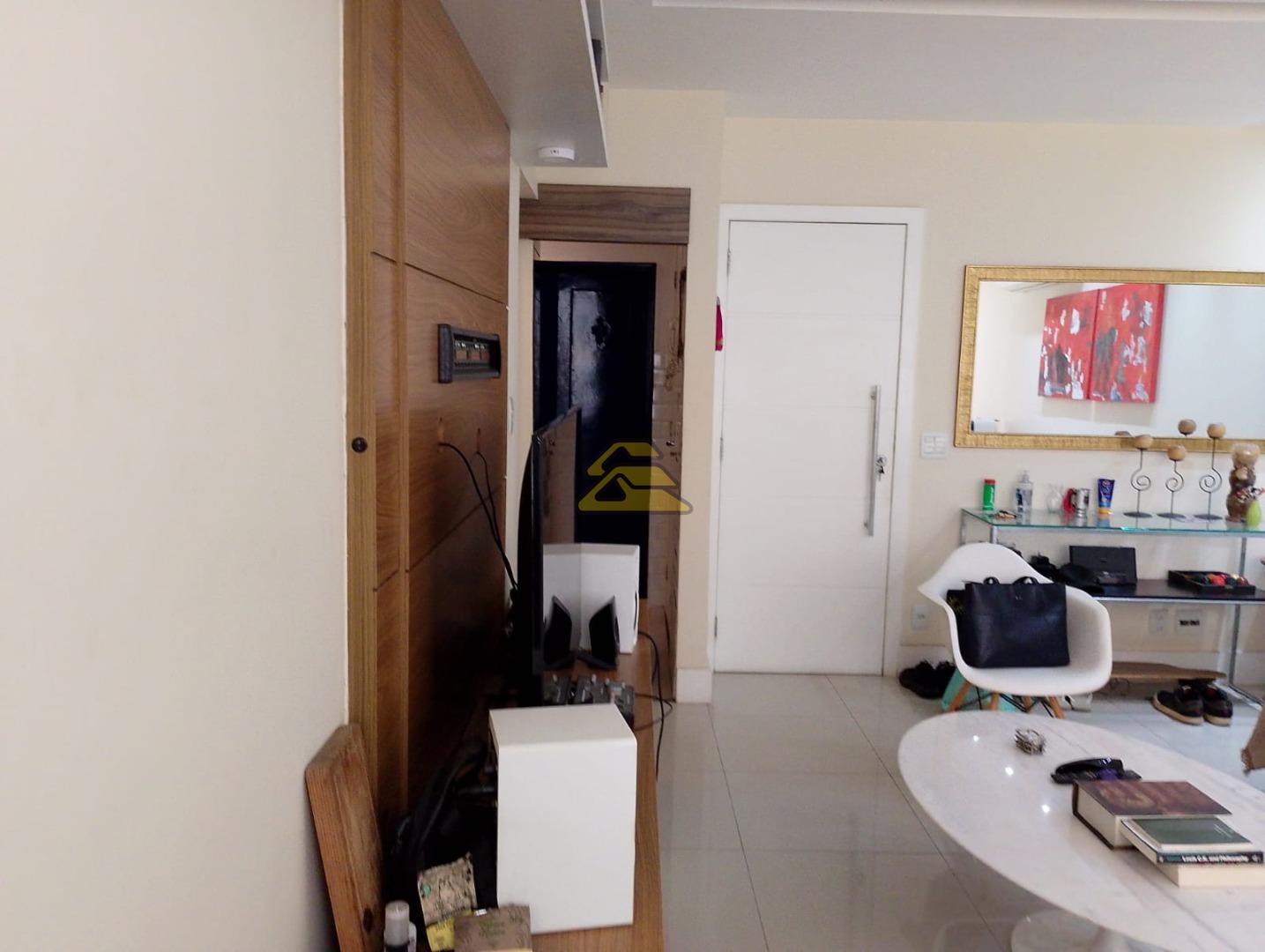 Apartamento à venda com 3 quartos, 90m² - Foto 8