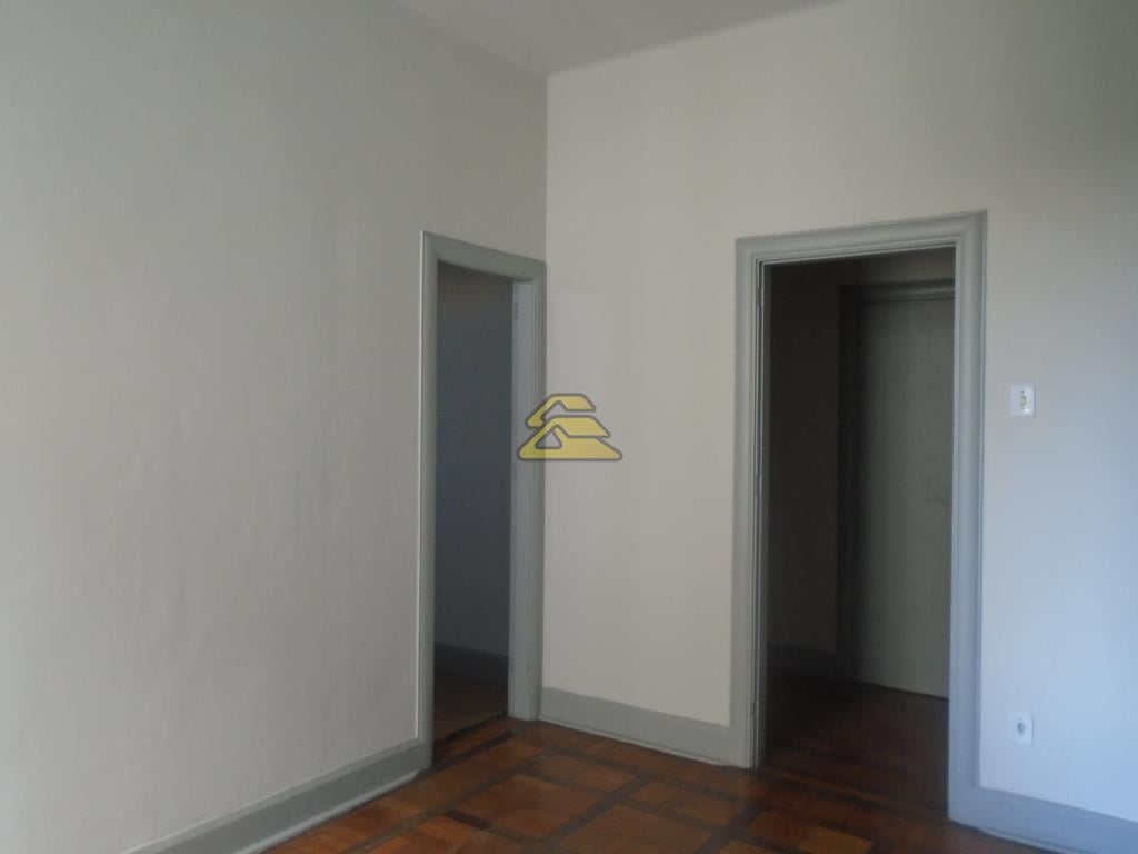 Apartamento para alugar com 2 quartos, 81m² - Foto 5