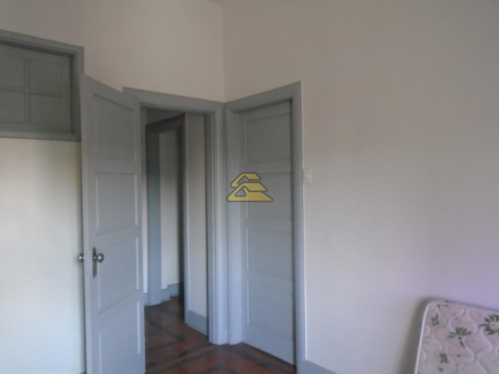 Apartamento para alugar com 2 quartos, 81m² - Foto 11