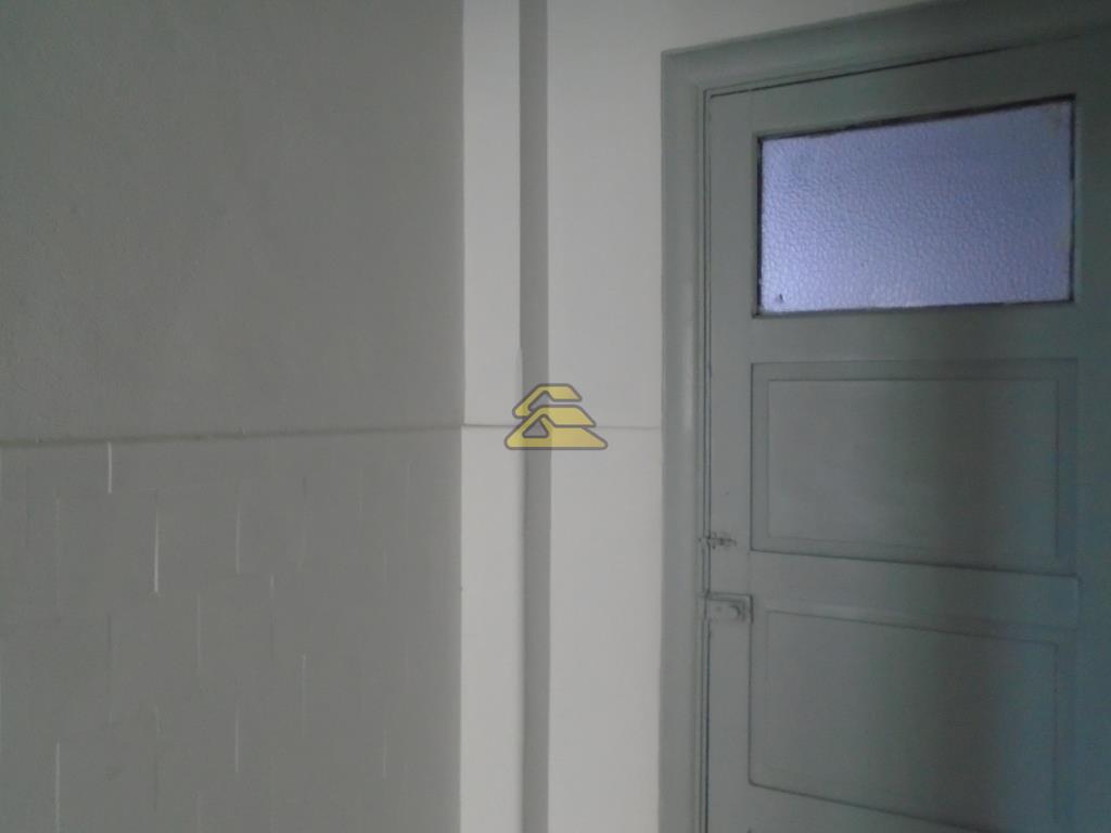 Apartamento para alugar com 2 quartos, 81m² - Foto 15