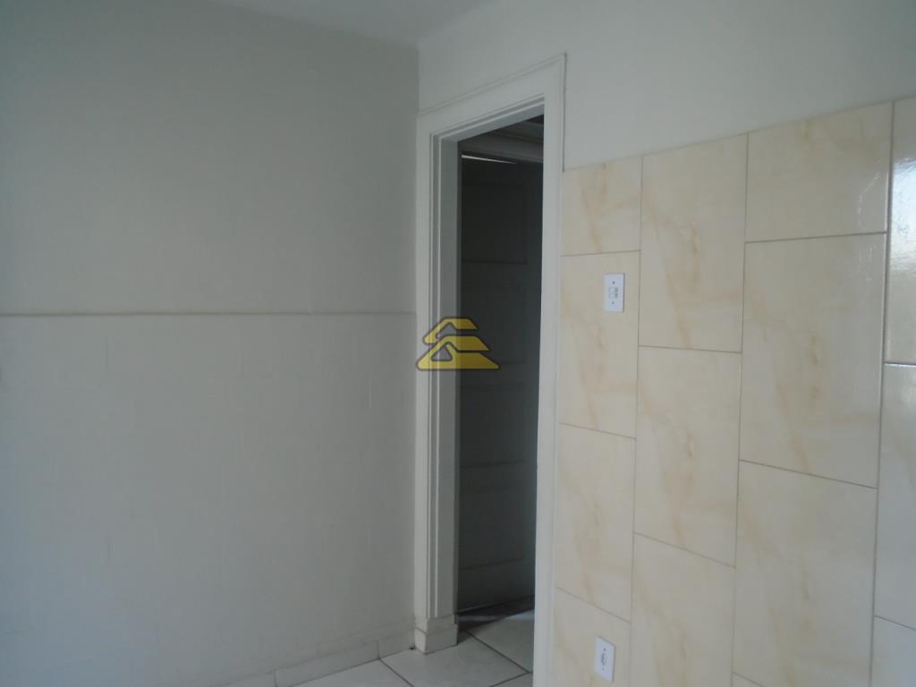 Apartamento para alugar com 2 quartos, 81m² - Foto 19