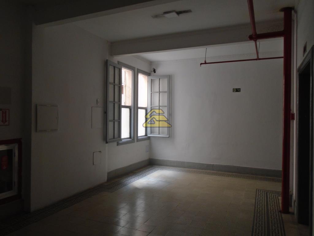 Apartamento para alugar com 2 quartos, 81m² - Foto 27