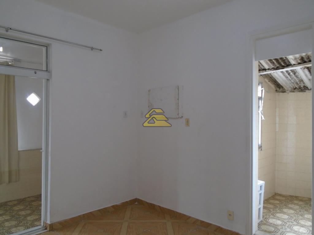 Apartamento para alugar com 1 quarto, 55m² - Foto 13