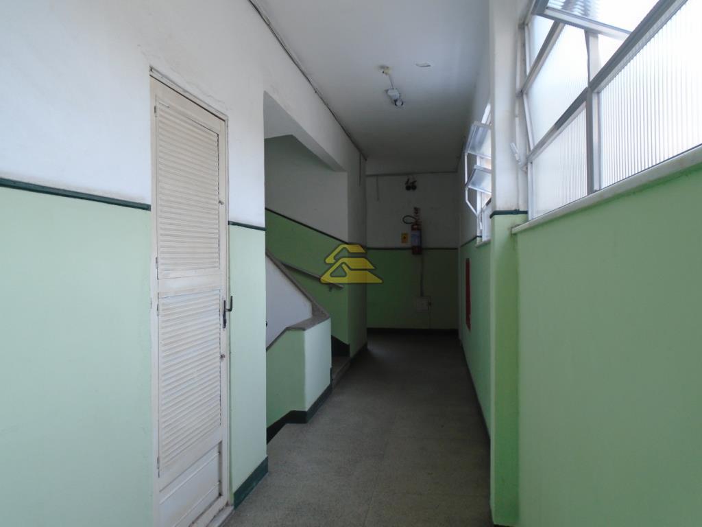 Apartamento para alugar com 1 quarto, 55m² - Foto 20