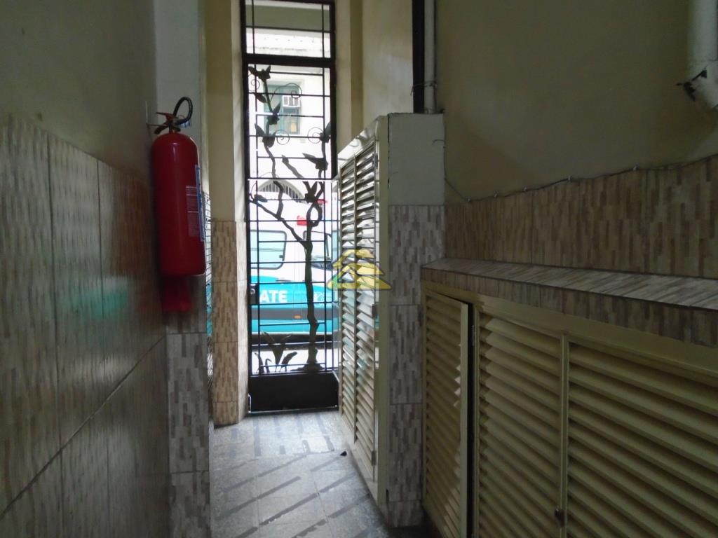 Apartamento para alugar com 1 quarto, 55m² - Foto 27