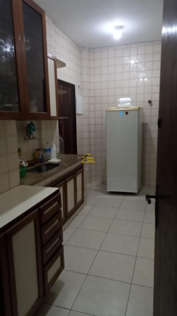 Apartamento à venda com 2 quartos, 74m² - Foto 18