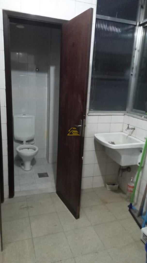 Apartamento à venda com 2 quartos, 74m² - Foto 24