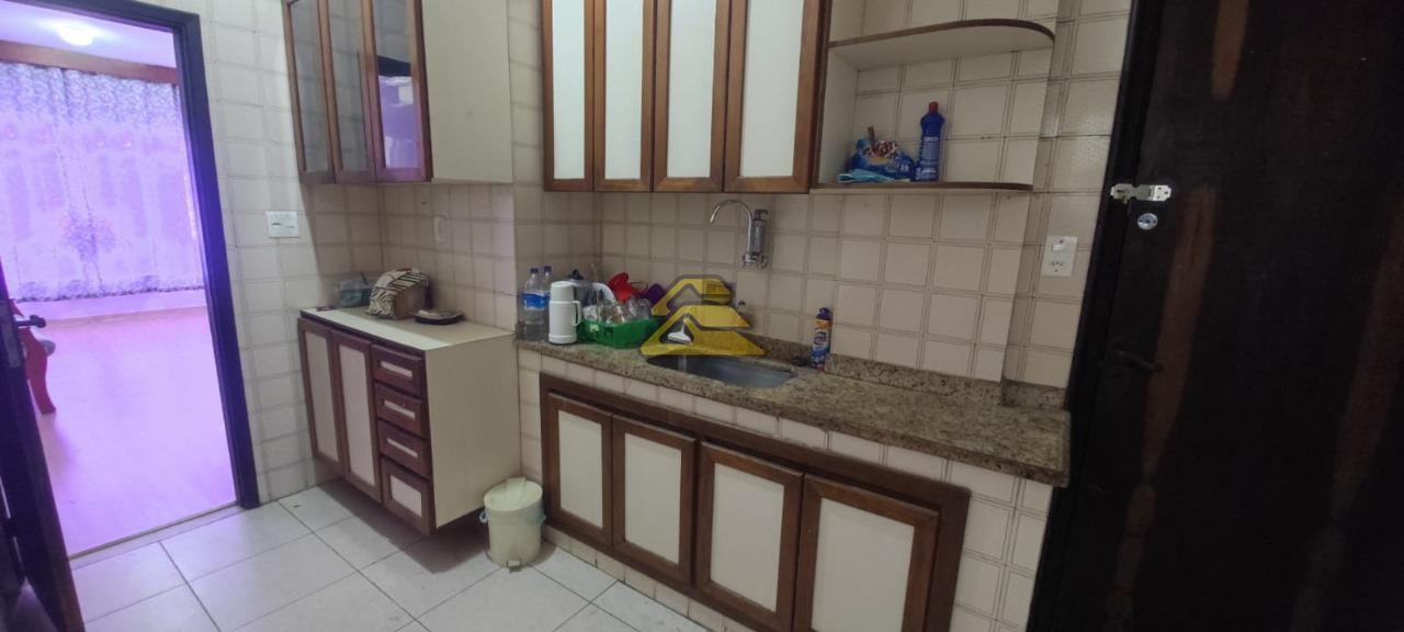 Apartamento à venda com 2 quartos, 74m² - Foto 17