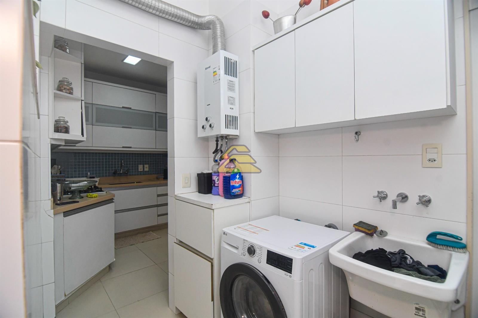 Apartamento à venda com 3 quartos, 144m² - Foto 28