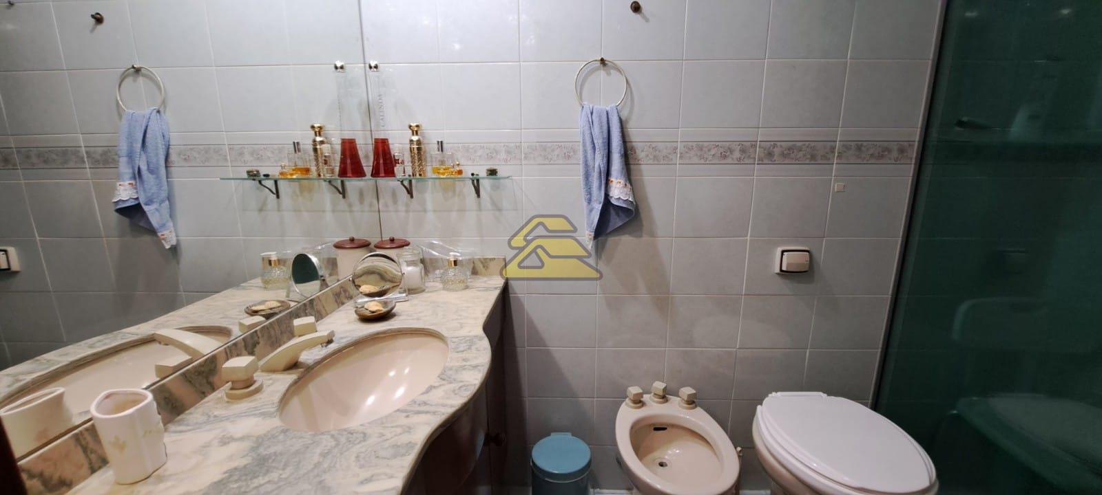 Apartamento à venda com 3 quartos, 176m² - Foto 20