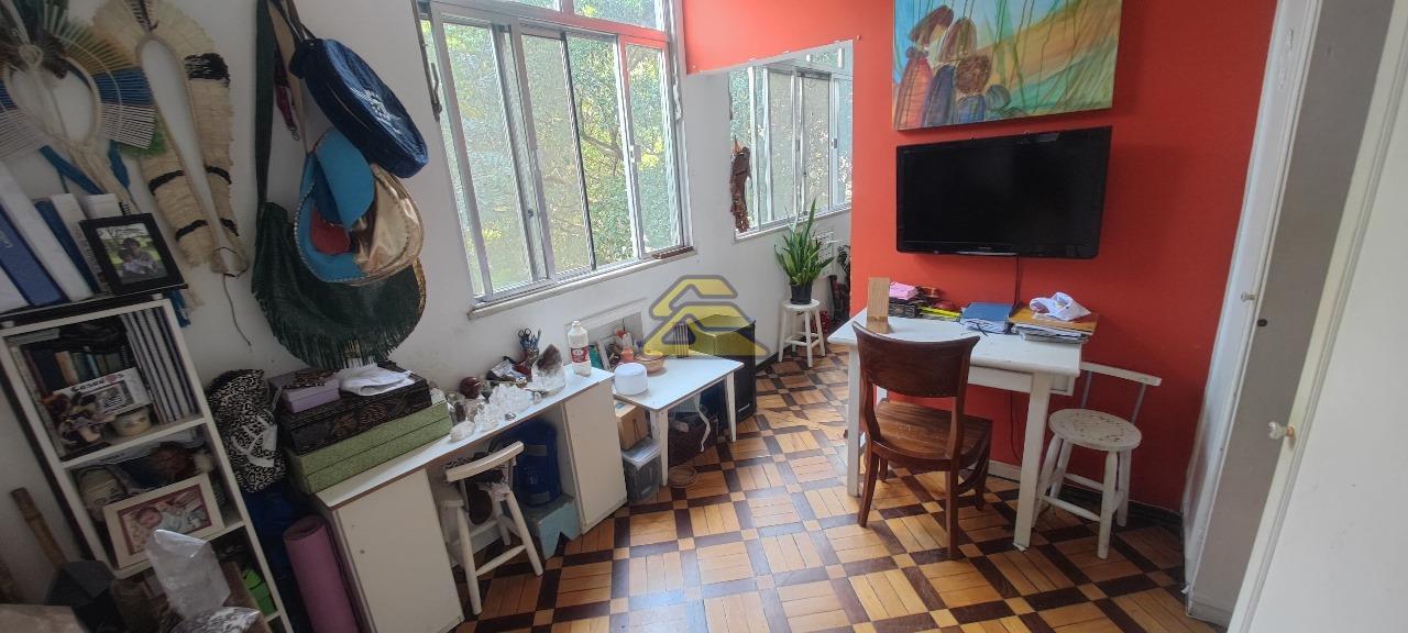 Apartamento à venda com 3 quartos, 93m² - Foto 4