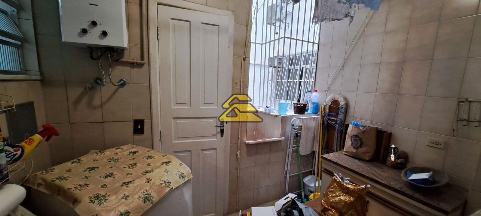 Apartamento à venda com 3 quartos, 176m² - Foto 30