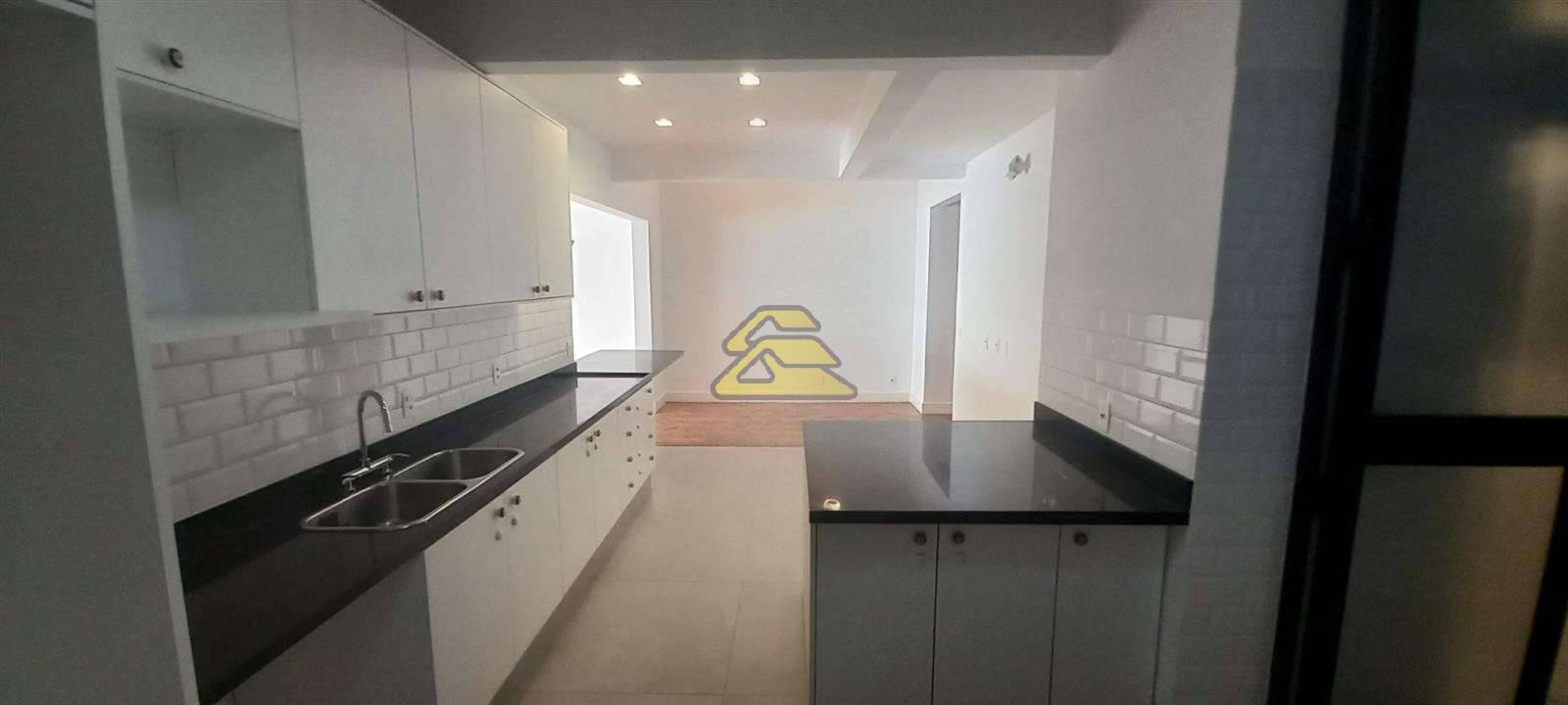 Apartamento para alugar com 3 quartos, 300m² - Foto 24