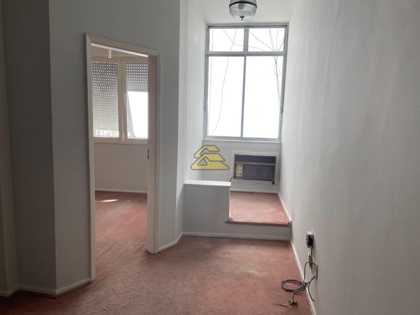 Apartamento à venda com 2 quartos, 66m² - Foto 3