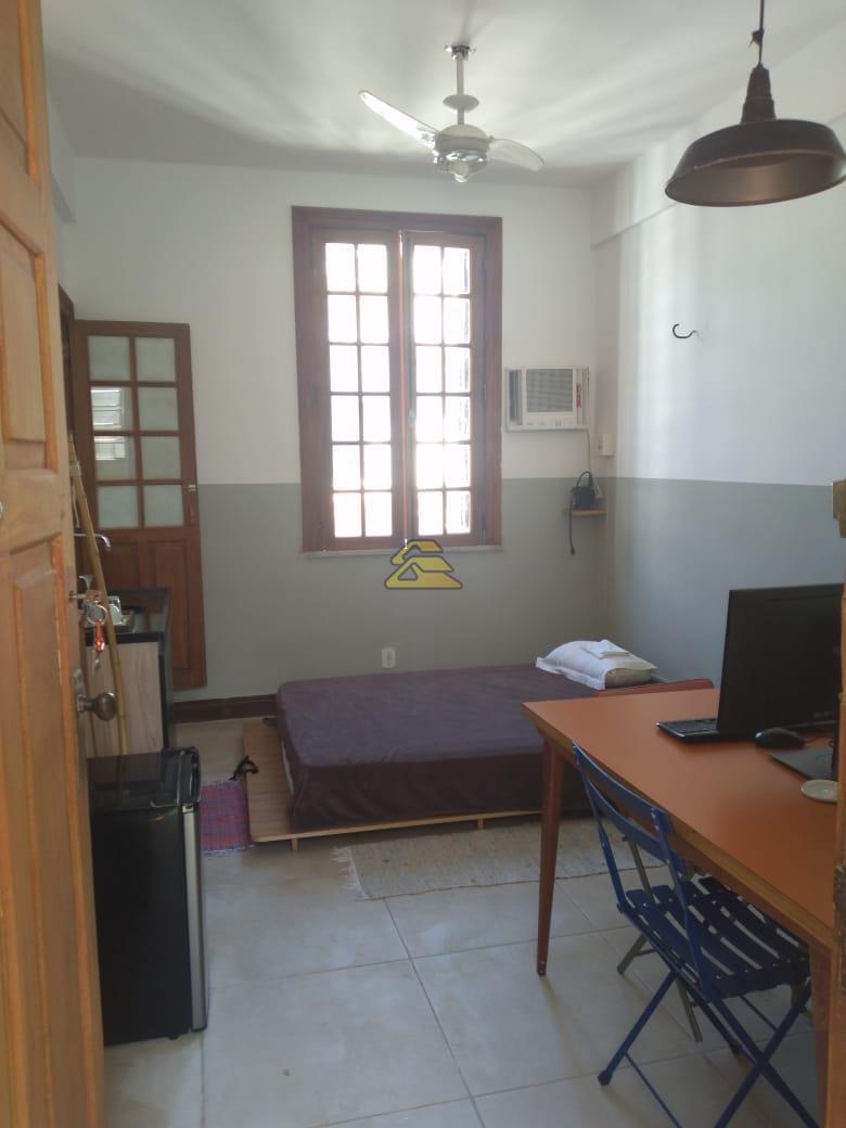 Apartamento à venda com 3 quartos, 199m² - Foto 11