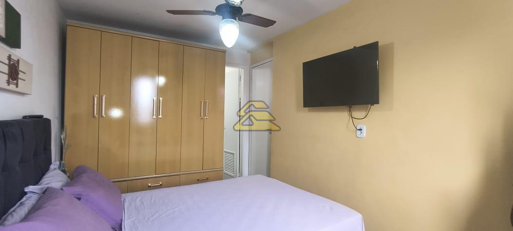 Apartamento à venda com 2 quartos, 64m² - Foto 14