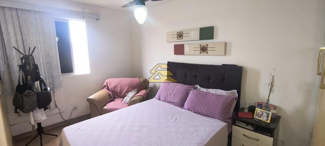 Apartamento à venda com 2 quartos, 64m² - Foto 12