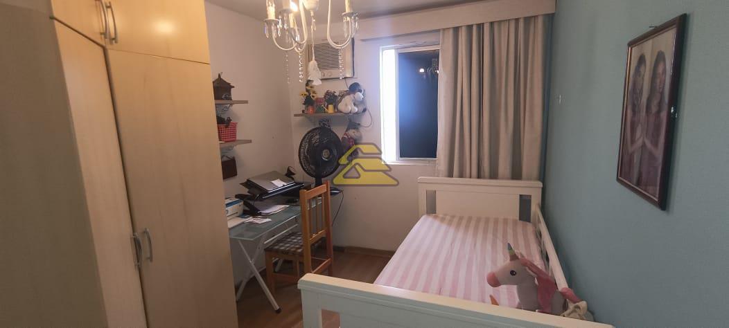 Apartamento à venda com 2 quartos, 64m² - Foto 19