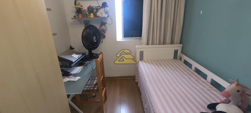 Apartamento à venda com 2 quartos, 64m² - Foto 20