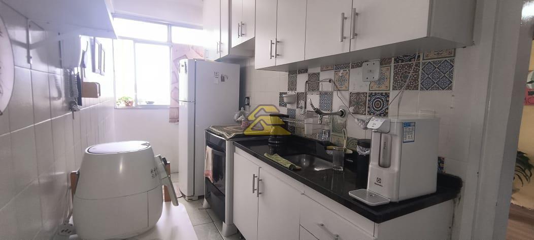 Apartamento à venda com 2 quartos, 64m² - Foto 25