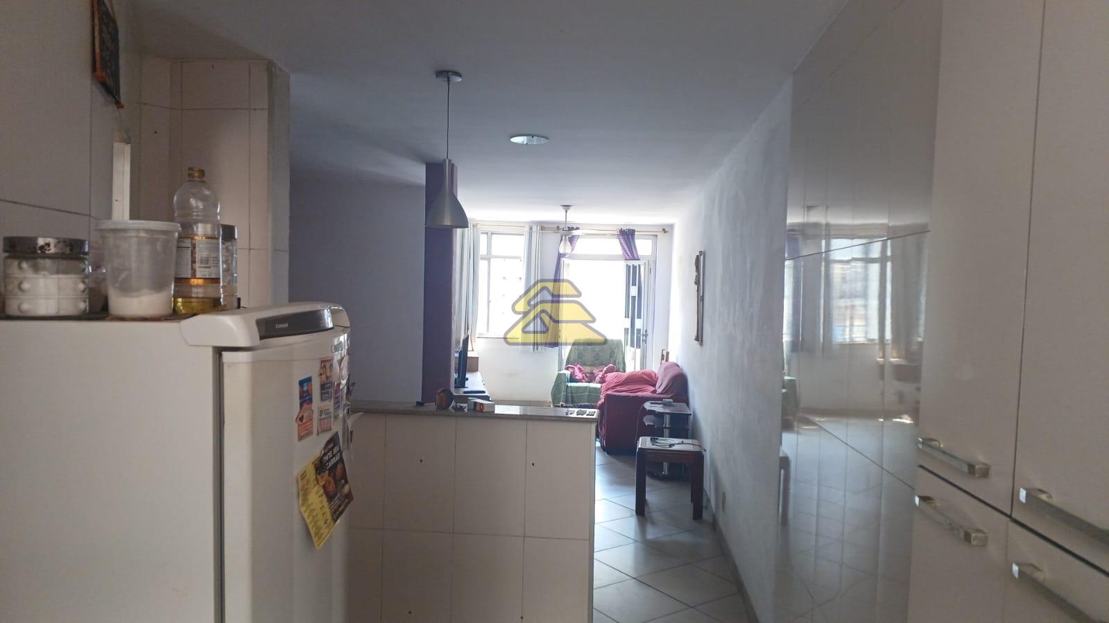 Apartamento à venda com 2 quartos, 63m² - Foto 16