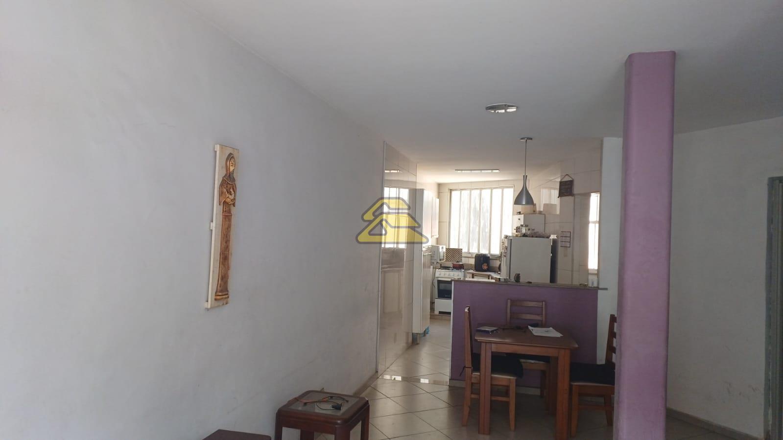 Apartamento à venda com 2 quartos, 63m² - Foto 4