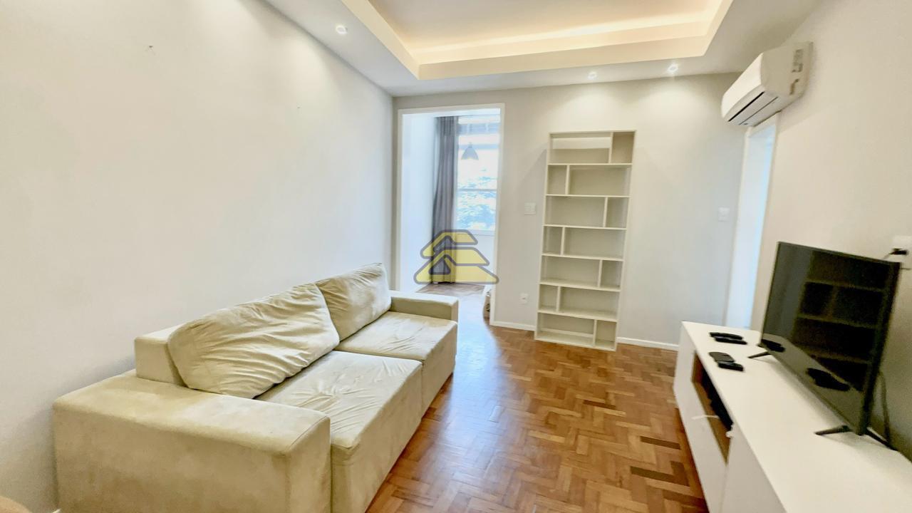 Apartamento à venda com 2 quartos, 69m² - Foto 1