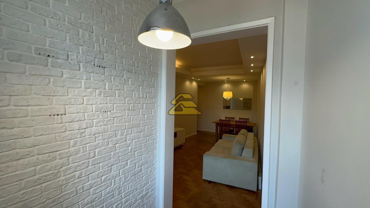 Apartamento à venda com 2 quartos, 69m² - Foto 5