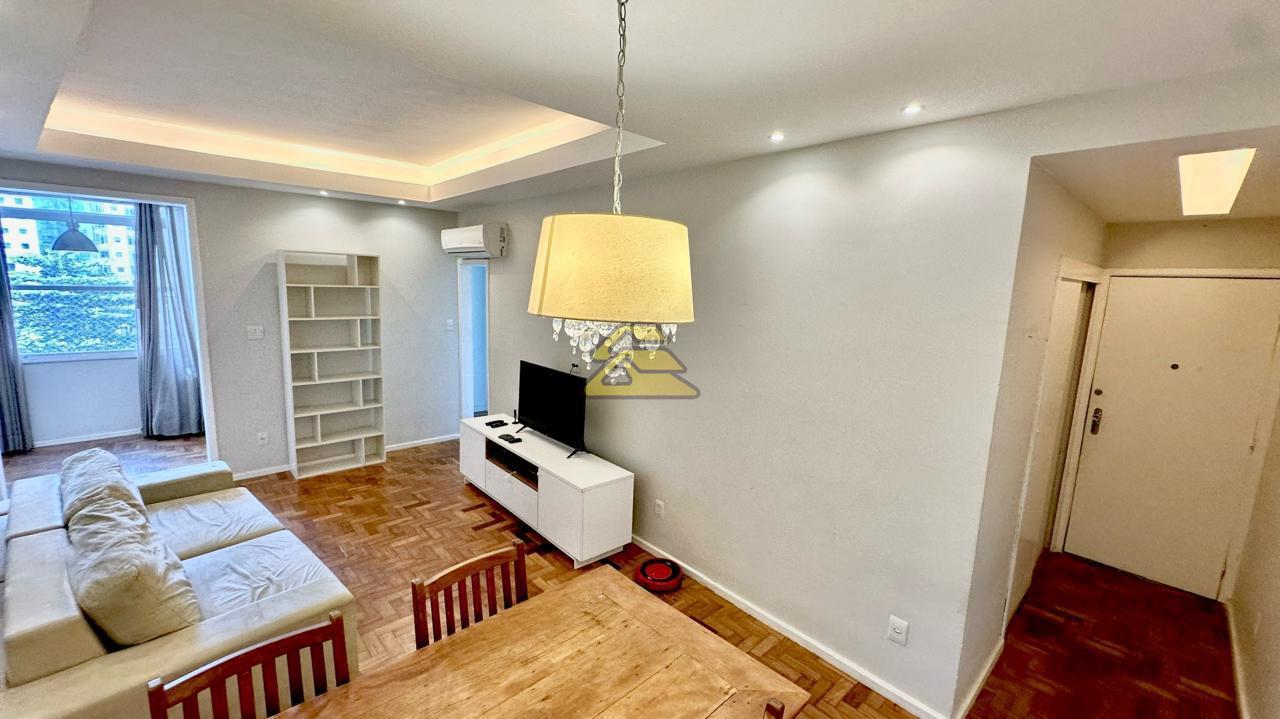 Apartamento à venda com 2 quartos, 69m² - Foto 4