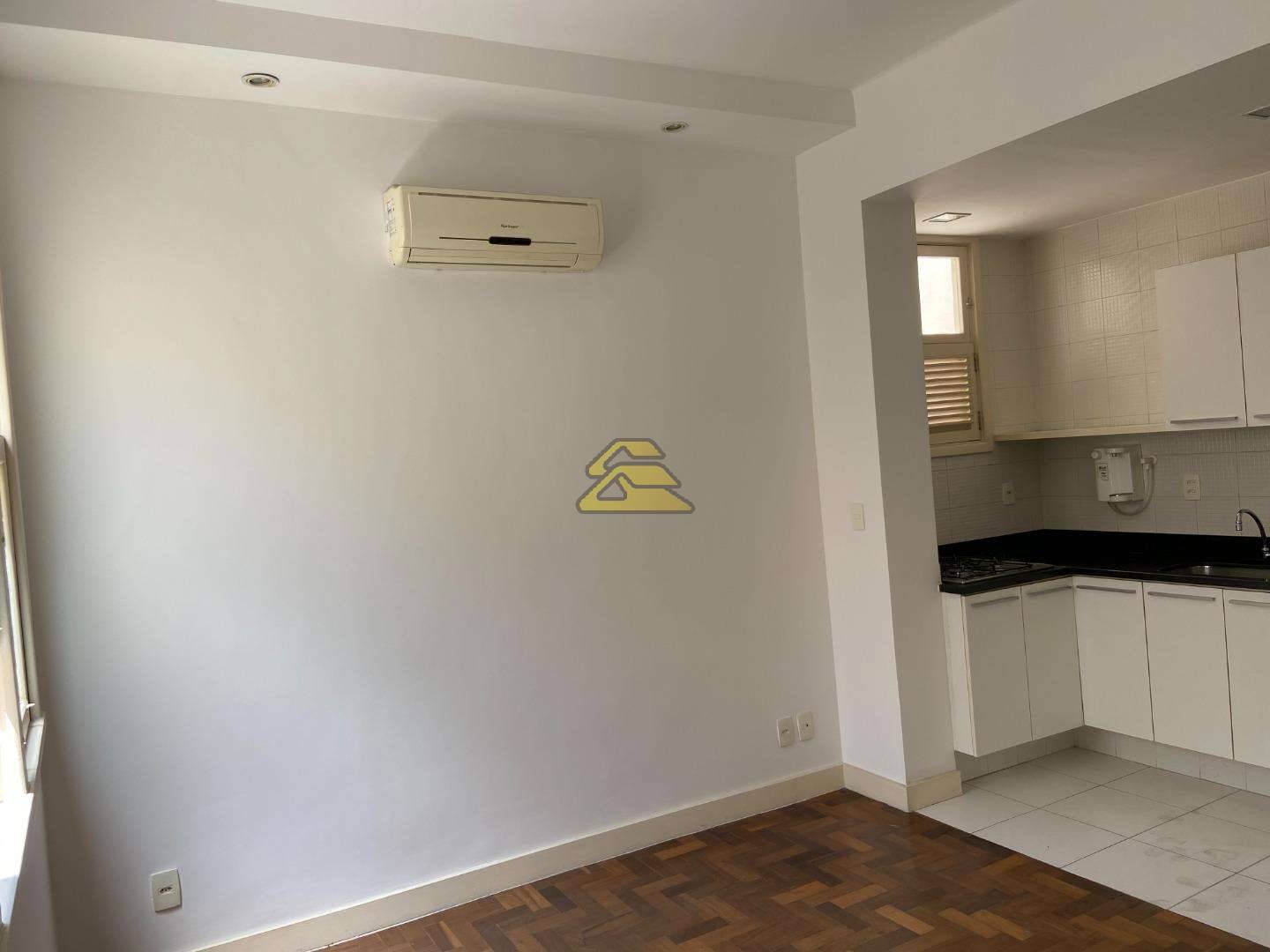 Apartamento à venda com 1 quarto, 40m² - Foto 3