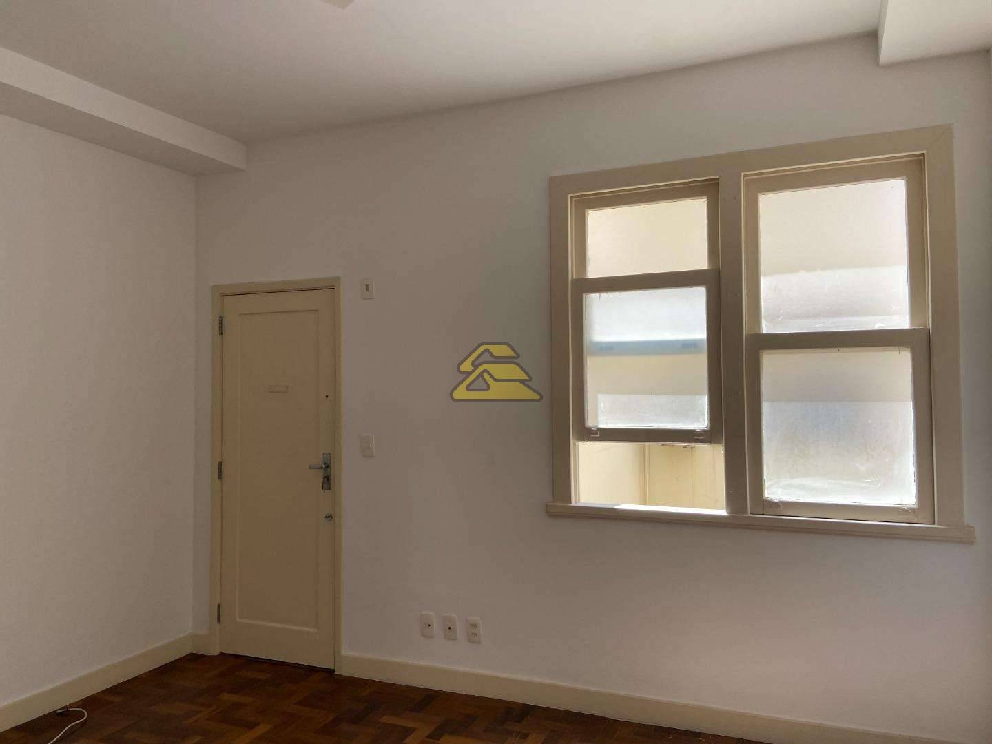 Apartamento à venda com 1 quarto, 40m² - Foto 2