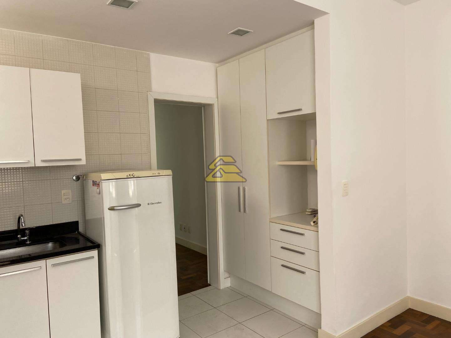 Apartamento à venda com 1 quarto, 40m² - Foto 15