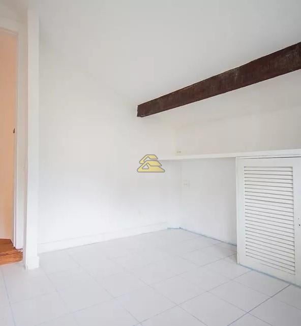 Apartamento à venda com 2 quartos, 75m² - Foto 17