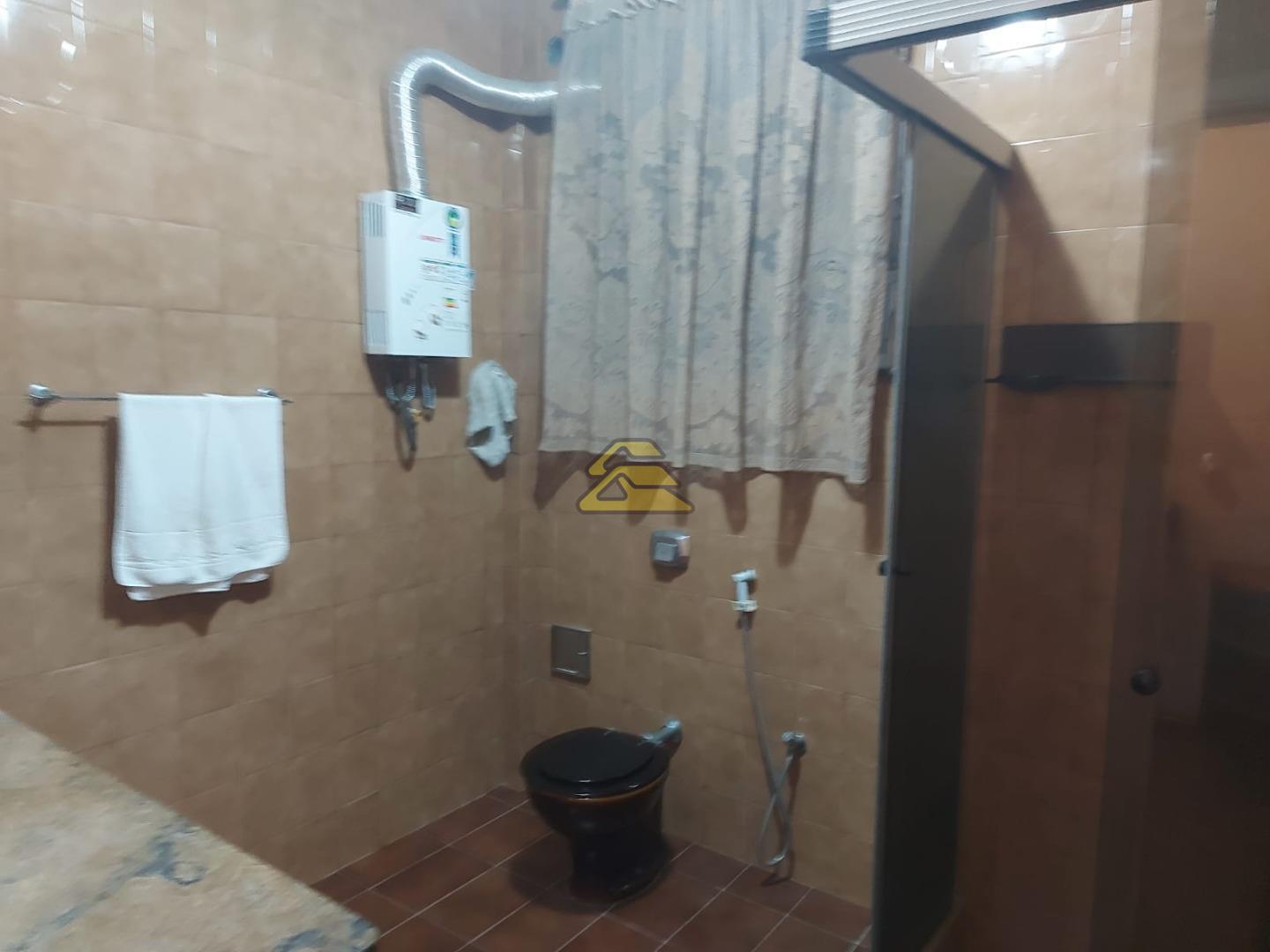 Apartamento à venda com 3 quartos, 181m² - Foto 31