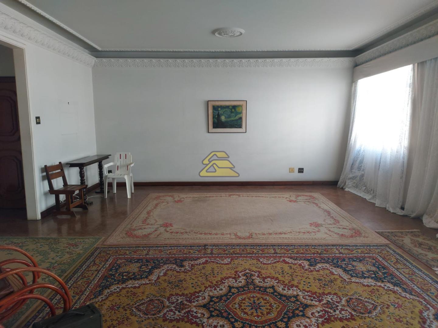 Apartamento à venda com 3 quartos, 181m² - Foto 1