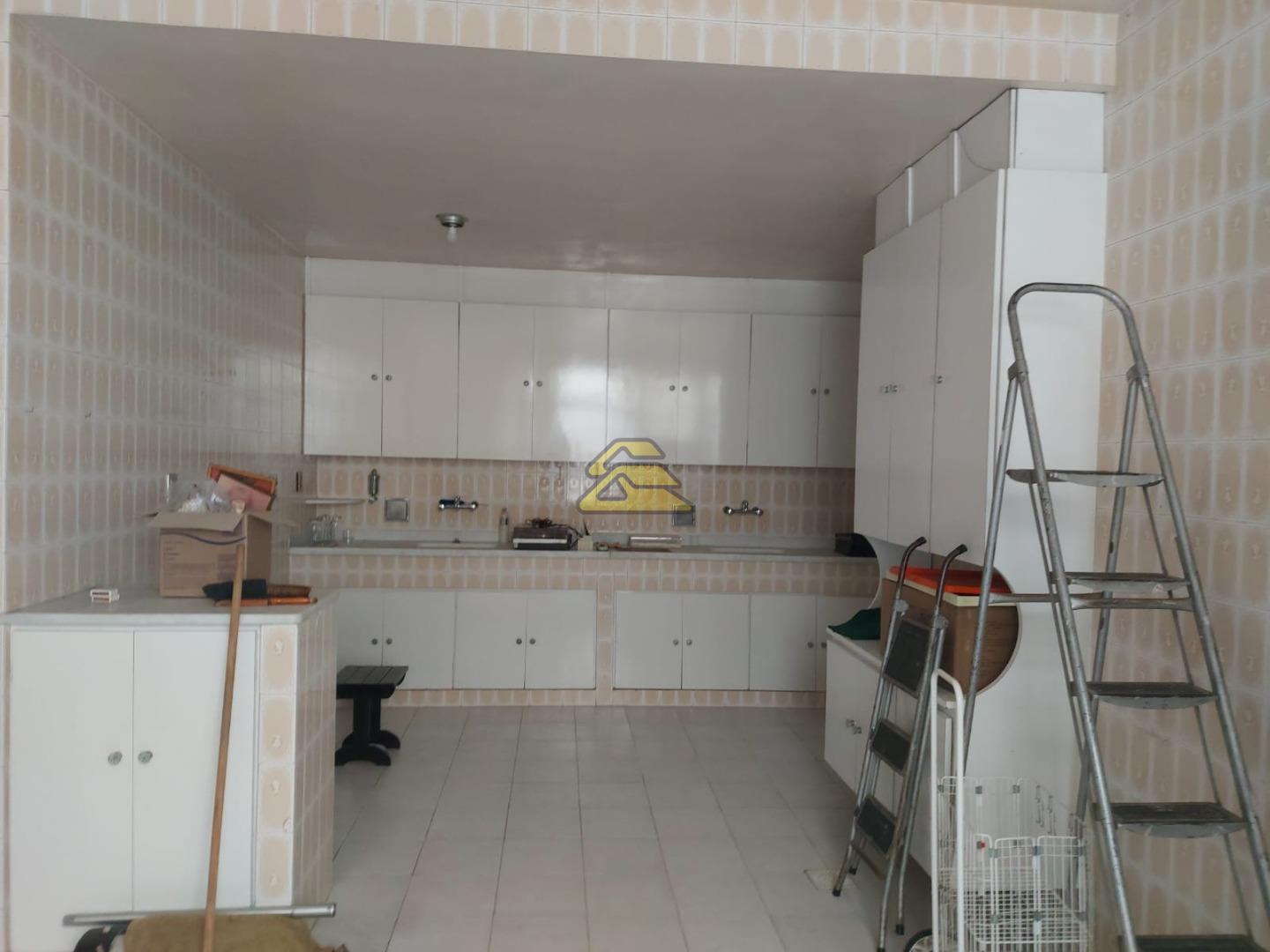 Apartamento à venda com 3 quartos, 181m² - Foto 23