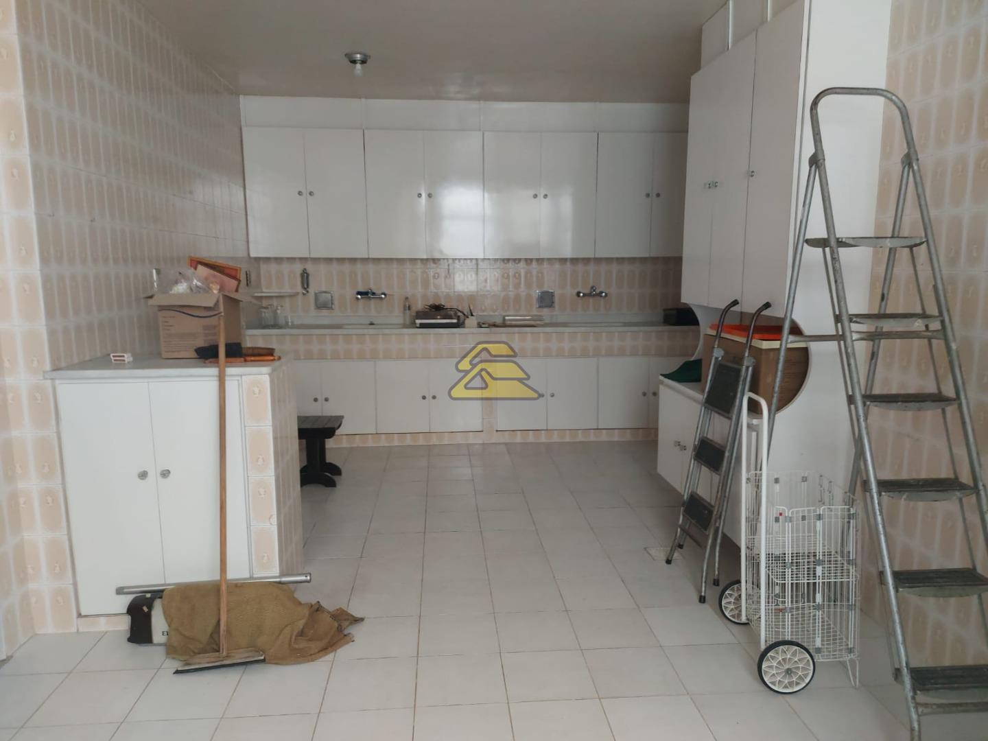 Apartamento à venda com 3 quartos, 181m² - Foto 22