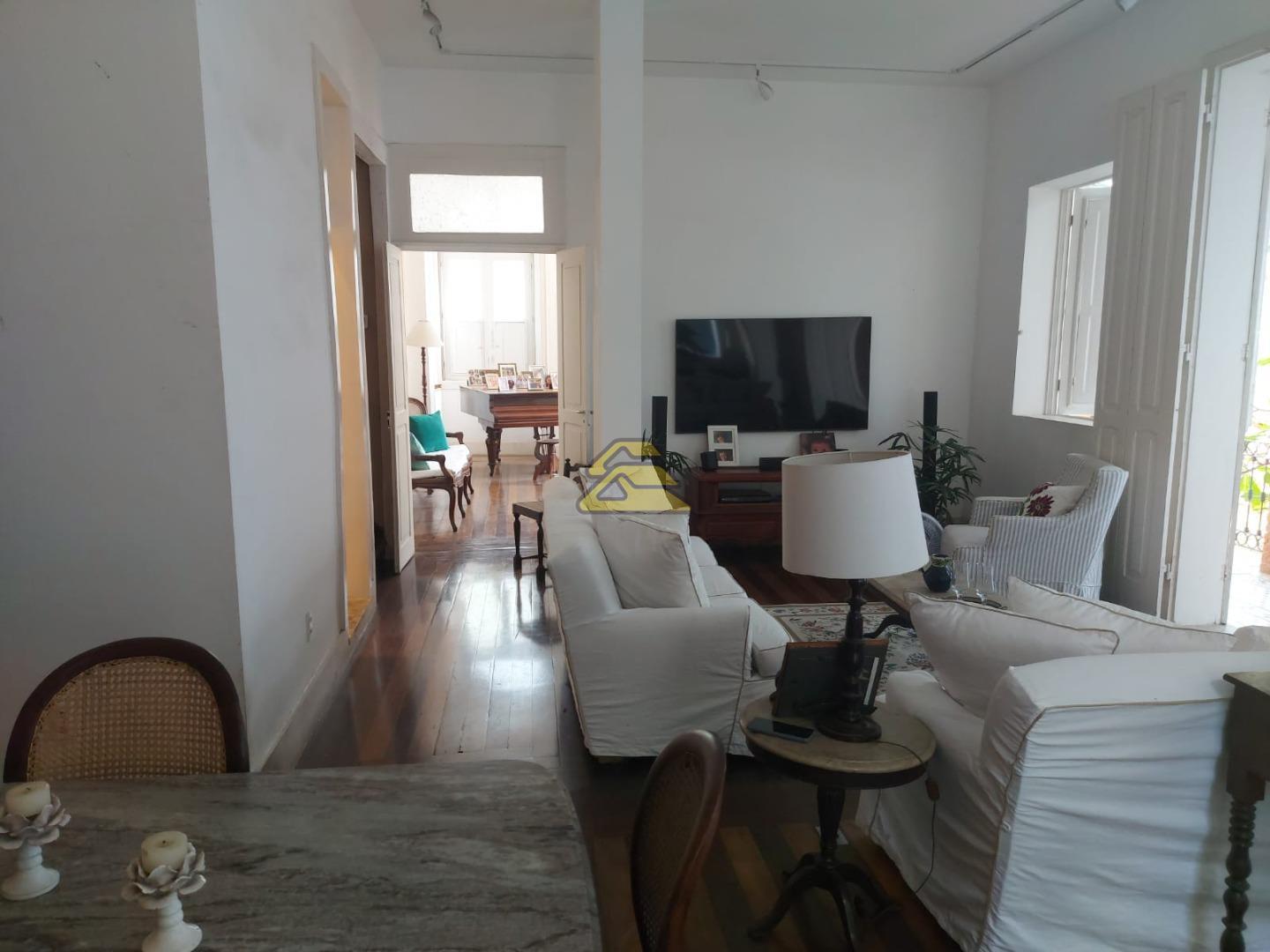 Casa à venda com 3 quartos, 278m² - Foto 10