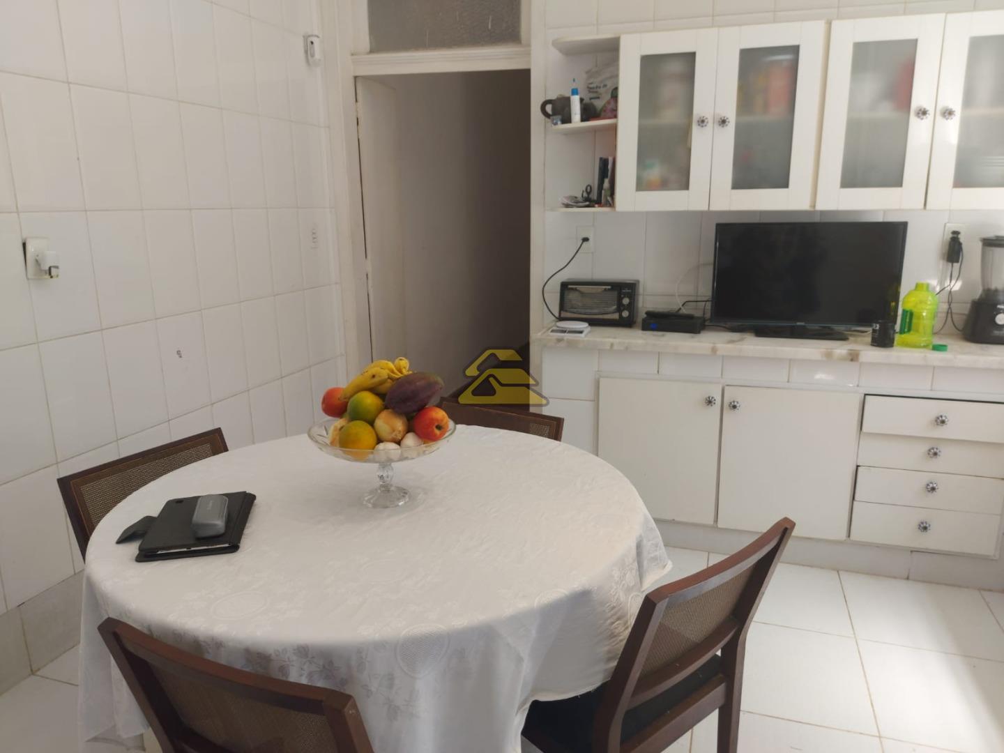 Casa à venda com 3 quartos, 278m² - Foto 25