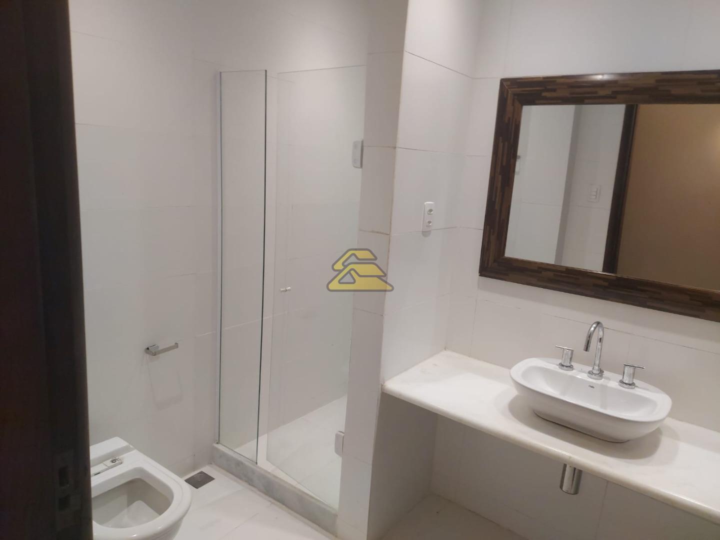 Apartamento para alugar com 3 quartos, 203m² - Foto 28