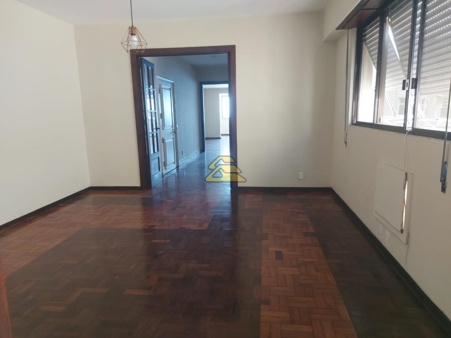 Apartamento para alugar com 3 quartos, 203m² - Foto 10